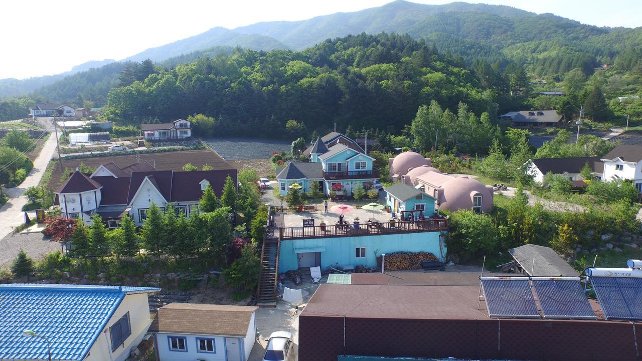 Green Castle Pension Pyeongchang Exterior foto